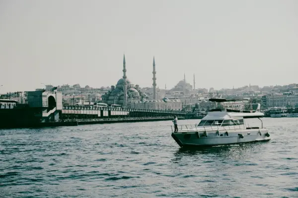 İstanbul Boğazı’nda Kadınlar Matinesi Organizasyonu