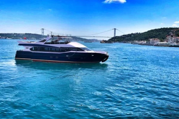 Uygun Fiyatlı Lüks Tekne Kiralama