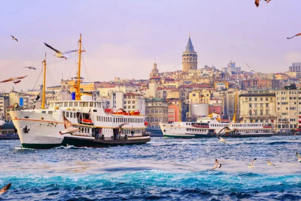 Karaköy Çıkışlı Teknede Şirket Yemeği
