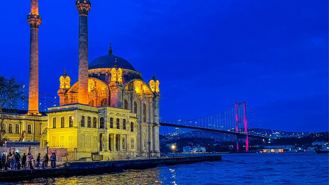 Ortaköy Tekne Kiralama