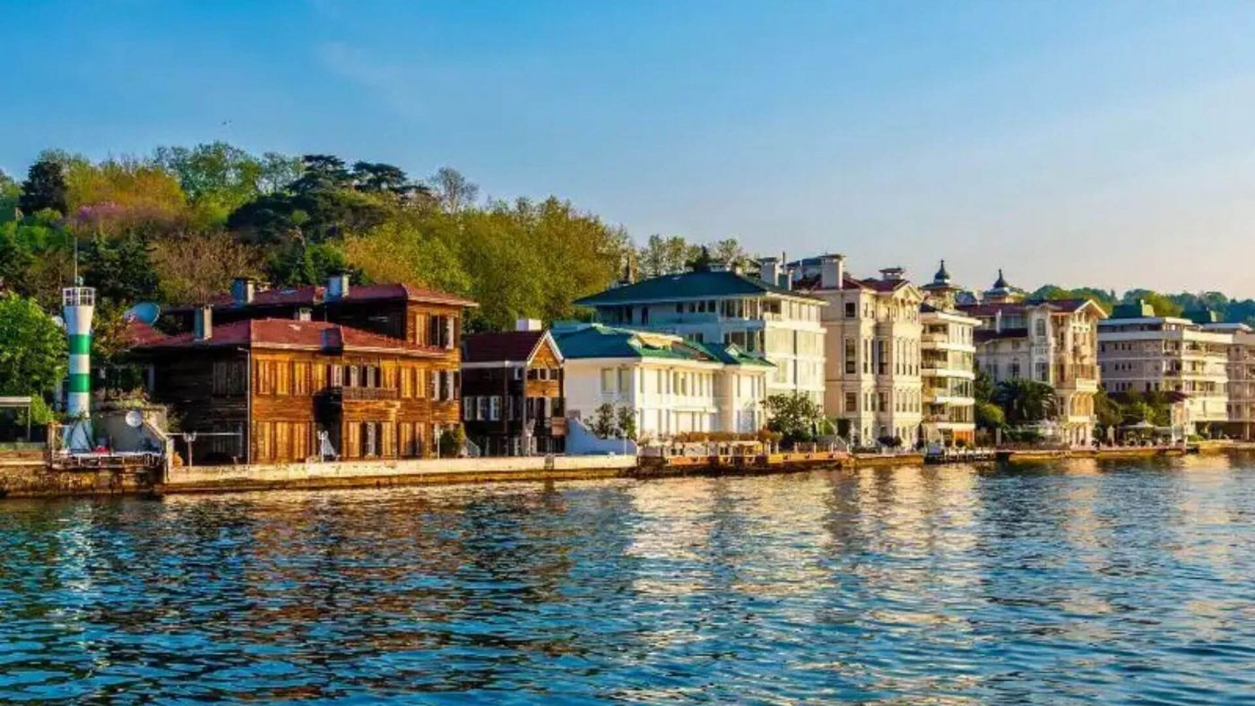 Yeniköy Çıkışlı Teknede Şirket Yemeği