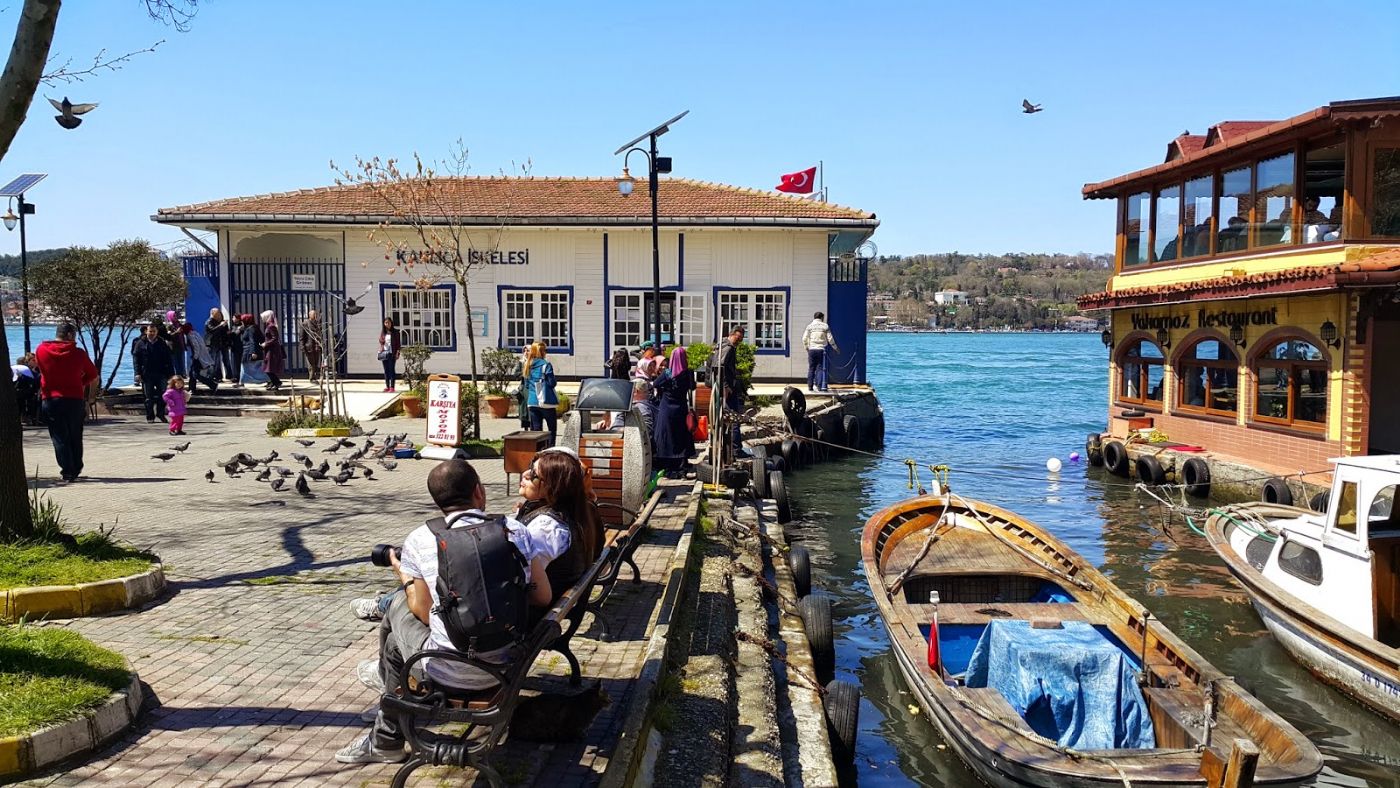 Kanlıca Çıkışlı Teknede Şirket Yemeği