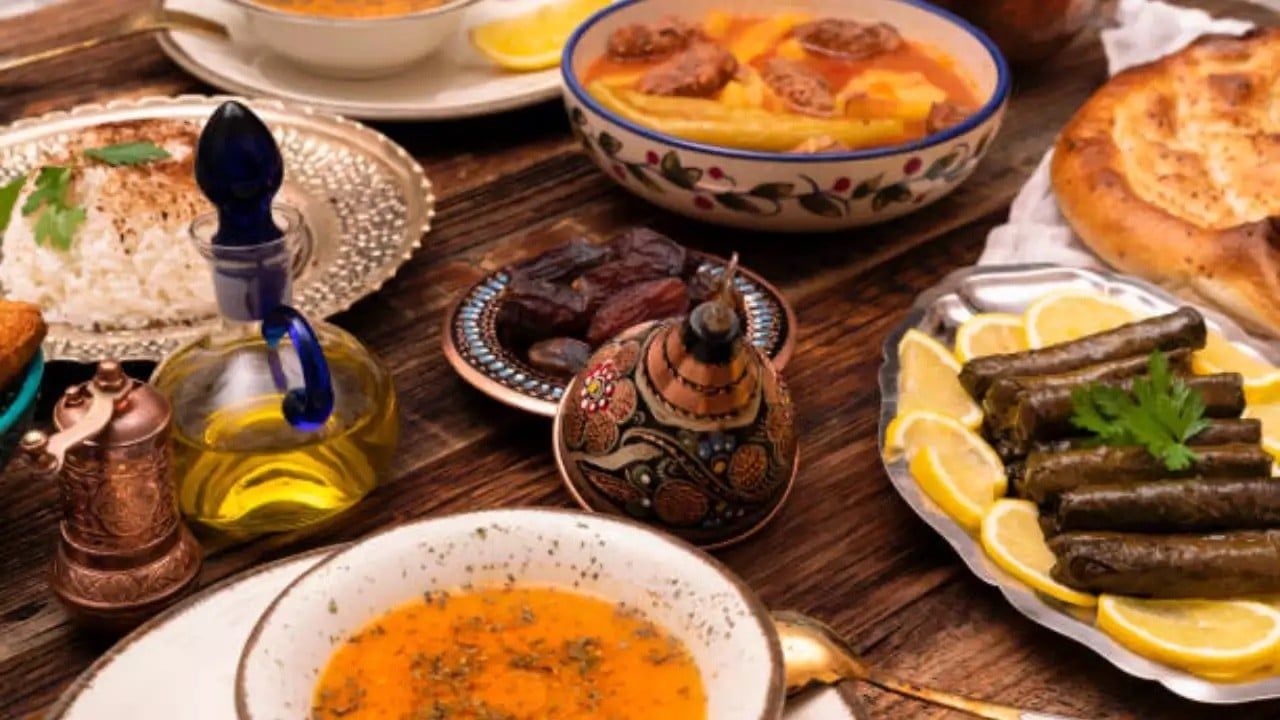 50 Kişilik Teknede İftar